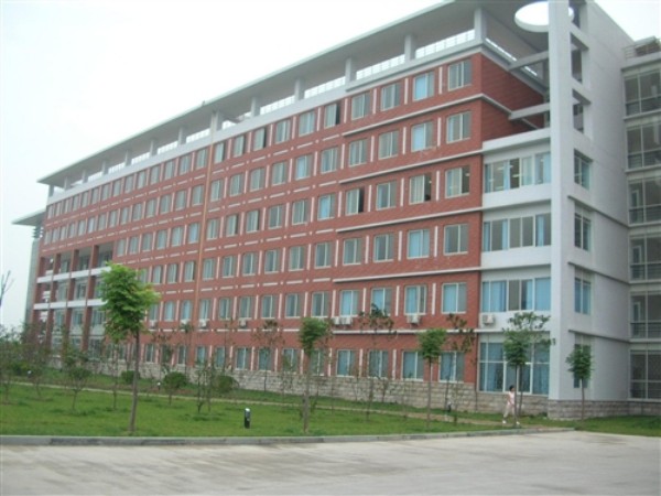 學校隔墻板安裝案例